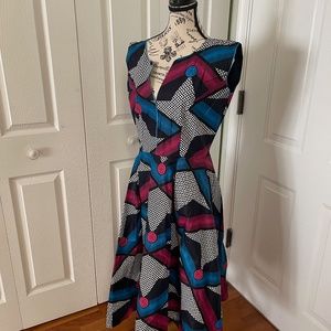 AZIZ MID LENGTH PATTERN DRESS SIZE L - NWT